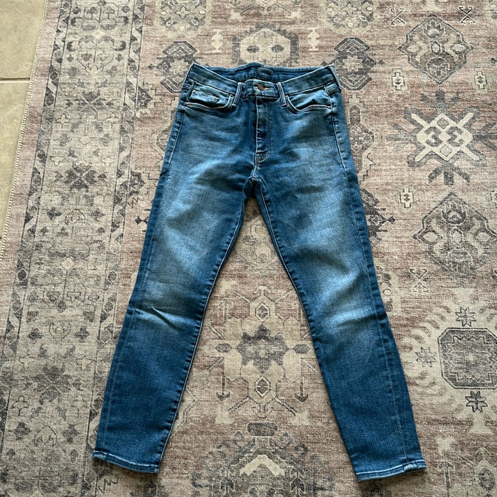 MOTHER jeans The Looker Crop size 30